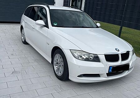 BMW 318i weiß Automatik TÜV + Steuerkette Neu 8 Fach