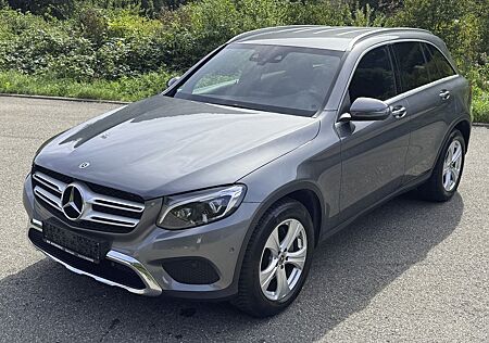 Mercedes-Benz GLC 220 d 4Matic AMG LED KAMERA TOTWINKEL