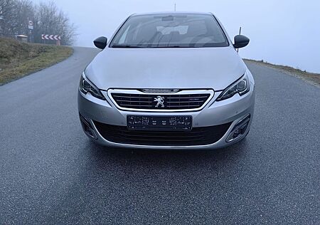 Peugeot 308 Allure*GT-Line Edition*CarPlay*Navi*