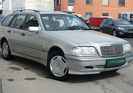 Mercedes-Benz C 240 T*AUTOMATIK*GSD*TEMPOMAT*ROSTFREI*TÜVNEU**
