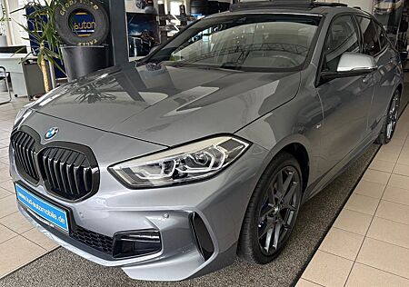 BMW 118 i M Sport,Panoramadach ,CarPlay,kamera