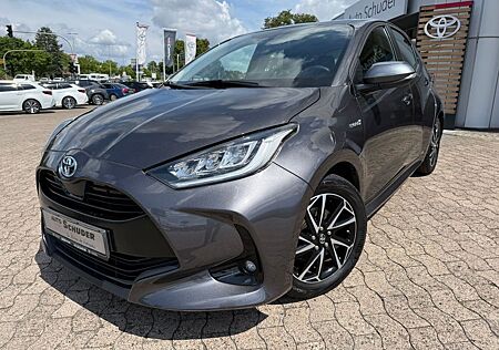 Toyota Yaris Hybrid Club