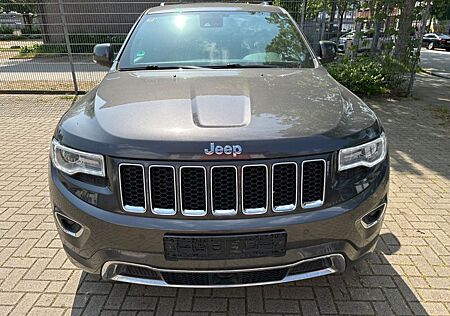 Jeep Grand Cherokee 3.0 CRD Overland*Pano*20Zoll*AHK*