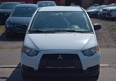 Mitsubishi Colt Lim. 3-trg. Inform