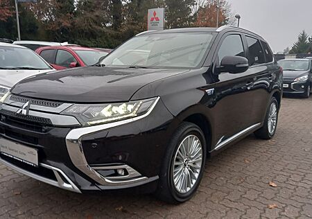 Mitsubishi Plug in Hybrid Outlander Plug-in Hybrid Outlander Top