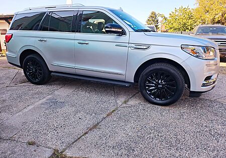 Lincoln Navigator 3.5 V6 Ecoboost AWD Platinum Tüv Neu
