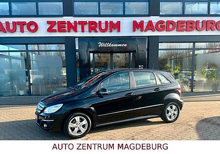 Mercedes-Benz B 180 *KLIMAAUTO*PDC*WENIG KM*2.HD*