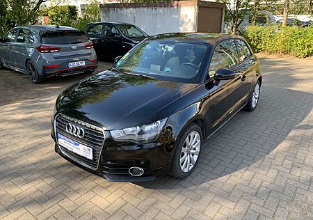 Audi A1 attraction~Guter Zustand~PDC~Tüv&Service NEU