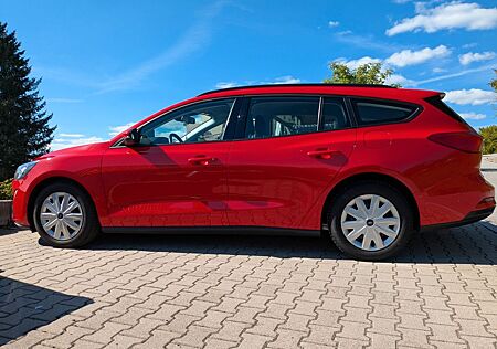 Ford Focus 1,0 EcoBoost 92kW Trend Turnier...