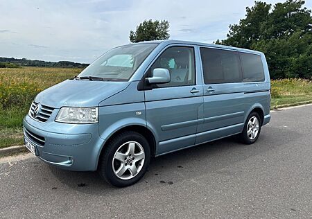 VW T5 Multivan Volkswagen Atlantis