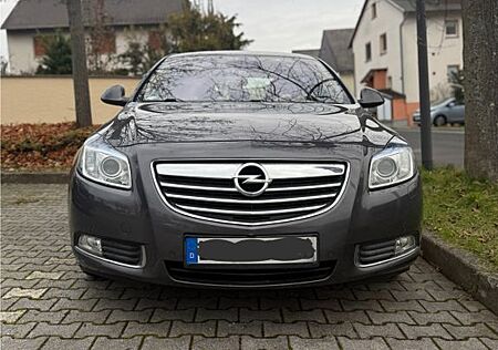 Opel Insignia 2.8 V6 Turbo 4x4 Cosmo Automatik Benzin