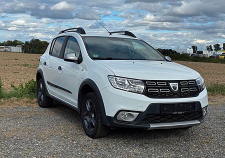 Dacia Sandero Stepway Celebration*NAVI*AUTOMATIK*GARANTIE