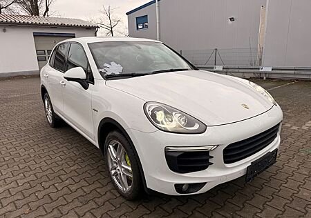Porsche Cayenne S E-Hybrid S