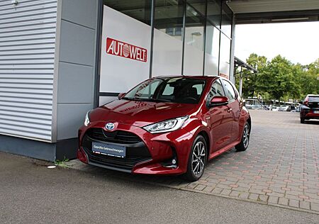 Toyota Yaris Hybrid 1,5 VVT-i Team Deutschland
