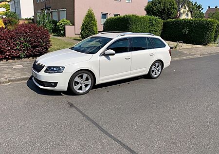 Skoda Octavia 2.0 TDI Ambition Combi Ambition