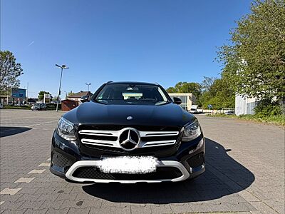 Mercedes-Benz GLC 220 d 4MATIC Autom. - AHK, Allwetterreifen