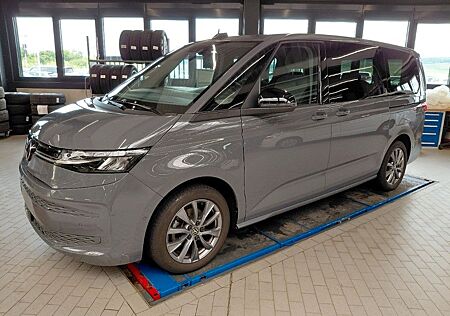 VW T7 Multivan Volkswagen Life lang, AHK, ACC, VIS a VIS