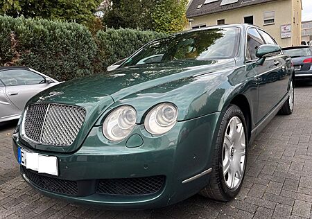 Bentley Continental Flying Spur TV+Solardach