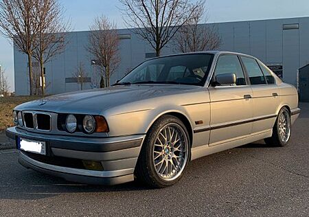 BMW 520i E34 Executive BBS rostfrei TÜV neu