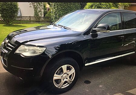 VW Touareg Volkswagen 3.0 V6 TDI Tiptronic Individual Indi...