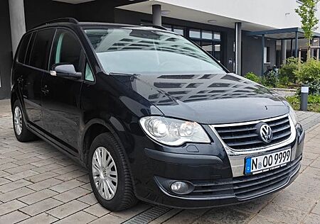 VW Touran Volkswagen 2.0 TDI Highline