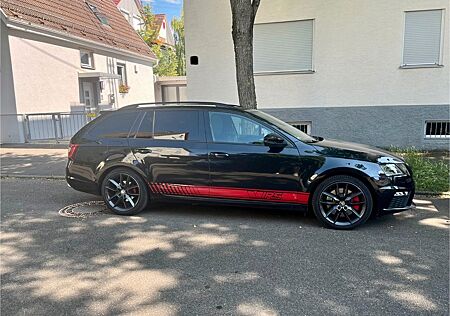 Skoda Octavia 2.0 TSI DSG RS Combi RS