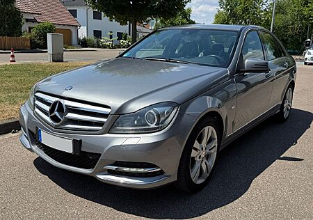 Mercedes-Benz C 220 CDI 7G AVANTGARDE AHK Xenon ILS Sitzh PDC