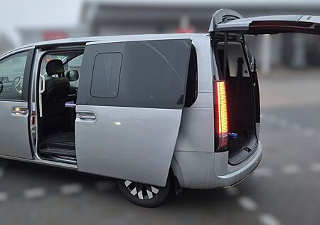 Hyundai Staria 2.2 CRDi Signature 7-Sitzer Auto 2WD ...