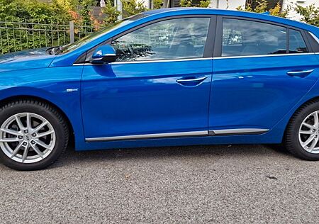 Hyundai Ioniq 1.6l HYBRID Premium 2Hd. nur 38000Km.
