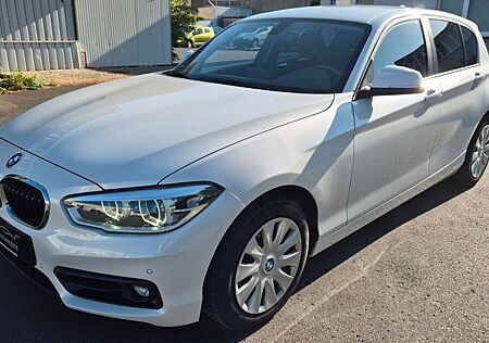 BMW 118 Sport Line Navi LED Klima Tempomat