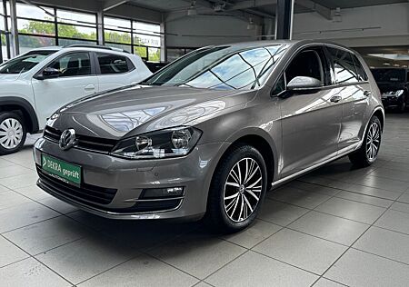 VW Golf Volkswagen VII Lim. Allstar 1.2TSI *WENIG KM* NAVI