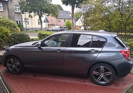 BMW 116i Sport Line Sport Line