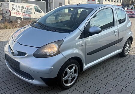 Toyota Aygo (X) Aygo AYGO Basis