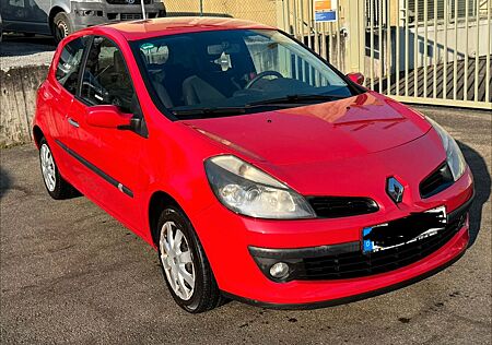 Renault Clio III 1.2 55kW