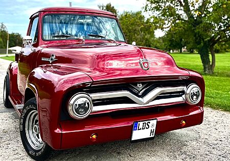 Ford F 100 Pickup Oldtimer