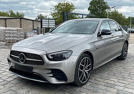 Mercedes-Benz E 300 e Lim. AMG Line /Panorama/360°/Burmester/
