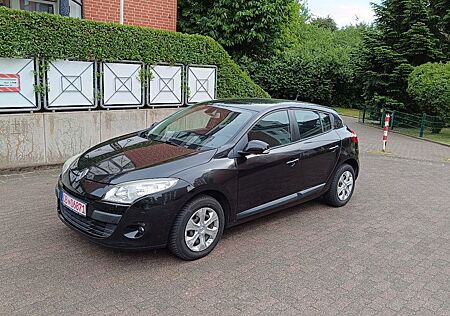 Renault Megane III Lim. 5-trg. Expression TÜV 07/2026