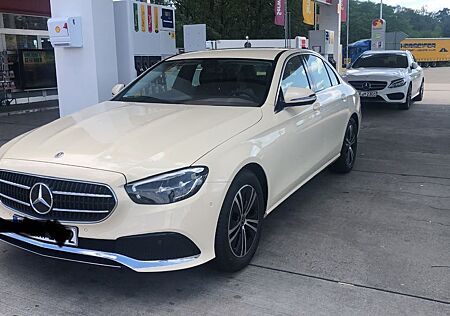 Mercedes-Benz E 220 gebraucht kaufen Mercedes-Benz E 220 d Autom. - Taxi