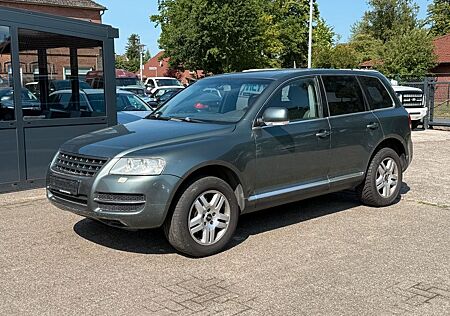 VW Touareg Volkswagen V8 LPG Gas 4x4 4,2L V8 Tüv 02,26