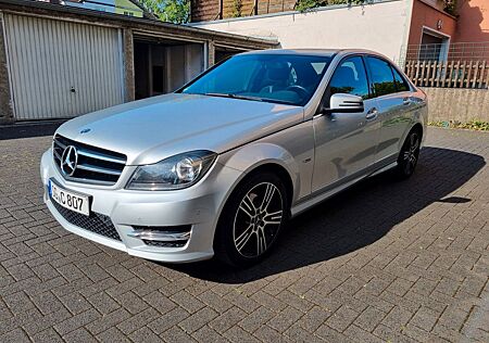 Mercedes-Benz C 220 CDI AMG, Edition C, Garantie, TÜV Neu