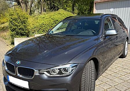 BMW 318d Touring Advantage | 8-fach-bereift