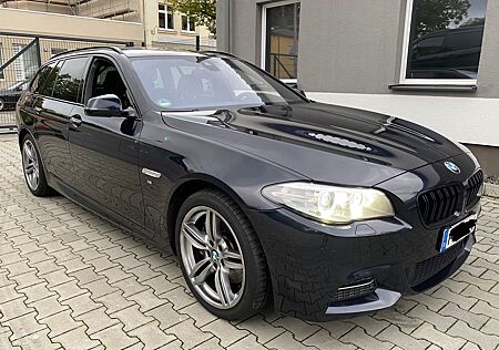 BMW 530d Touring M-Paket Head-Up-Display Pano AHZV