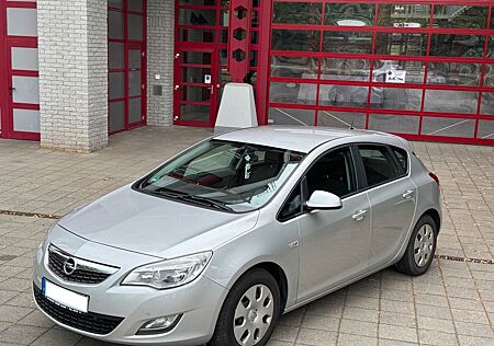 Opel Astra 1.6 Sport Sport