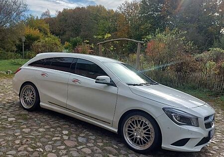 Mercedes-Benz CLA 200 Shooting Brake CLA 200 d 4MATIC DCT ...