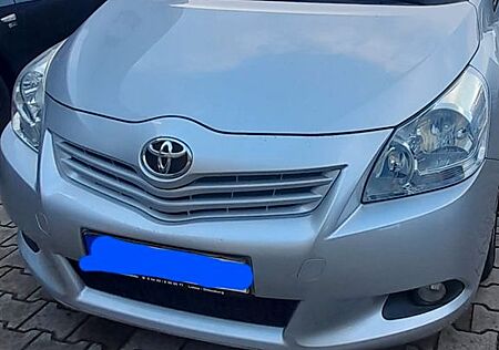 Toyota Verso 1.6l Valvematic -
