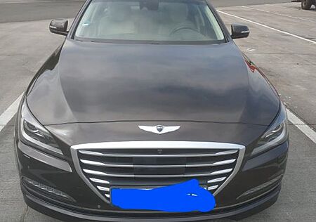 Hyundai Genesis 3.8 V6 GDi HTRAC Automatik -