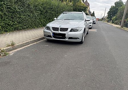 BMW 320i touring -Leder,Alufelgen,Klimaautomatik,