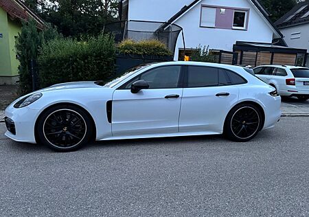 Porsche Panamera 4S Sport Turismo S