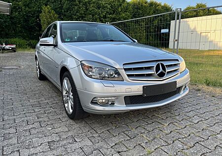 Mercedes-Benz C 250 CGI BlueEfficiency Special/1 Hand/Scheckhe