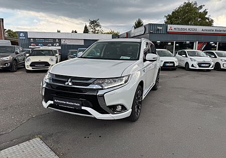 Mitsubishi Plug in Hybrid Outlander Plug-in Hybrid Outlander PHEV Plus 4WD